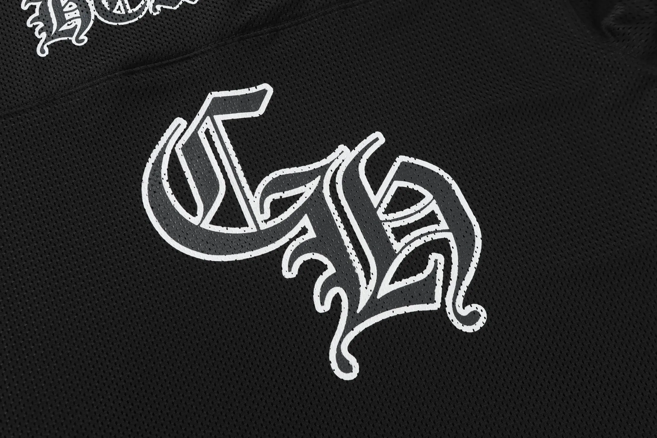 P160 Chrome Hearts CH Chrome Hearts popular Sanskrit printed mesh double-layer ice hockey jersey sports suit. Uses direct injection imported machine printing. Hardware and accessories are all milled and customized. Correct configuration. Black 2025 Chrome Hearts authentic packaging. 280 grams of custom-dyed double yarn cotton. Large version. Loose and stylish. Different from lower versions. Slim and long version with upper body and hips. 100% commitment: top quality. Not fast food. The highest version on the market. Top quality - different from ordinary versions on the market. If you care about quality, you should also respect the price. Absolutely 0 after-sales service and 0 return rate so far. It’s hard not to love the style - 280g double yarn cotton custom dyed fabric - Correct high-density main mark, washed tag, hand-sewn